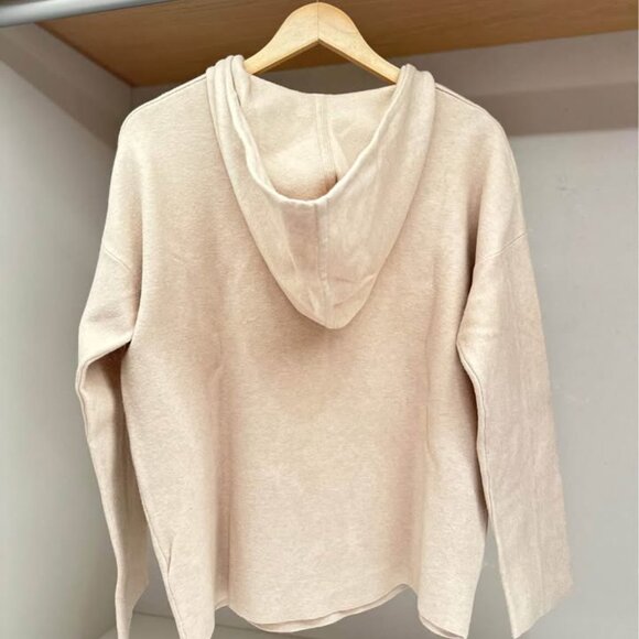 Massimo Dutti knit hoodie. - Picture 2 of 5